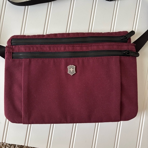 Victorinox | Women's Lifestyle Accessory Compact Crossbody Travel Bag Beetroot - Picture 2 of 7